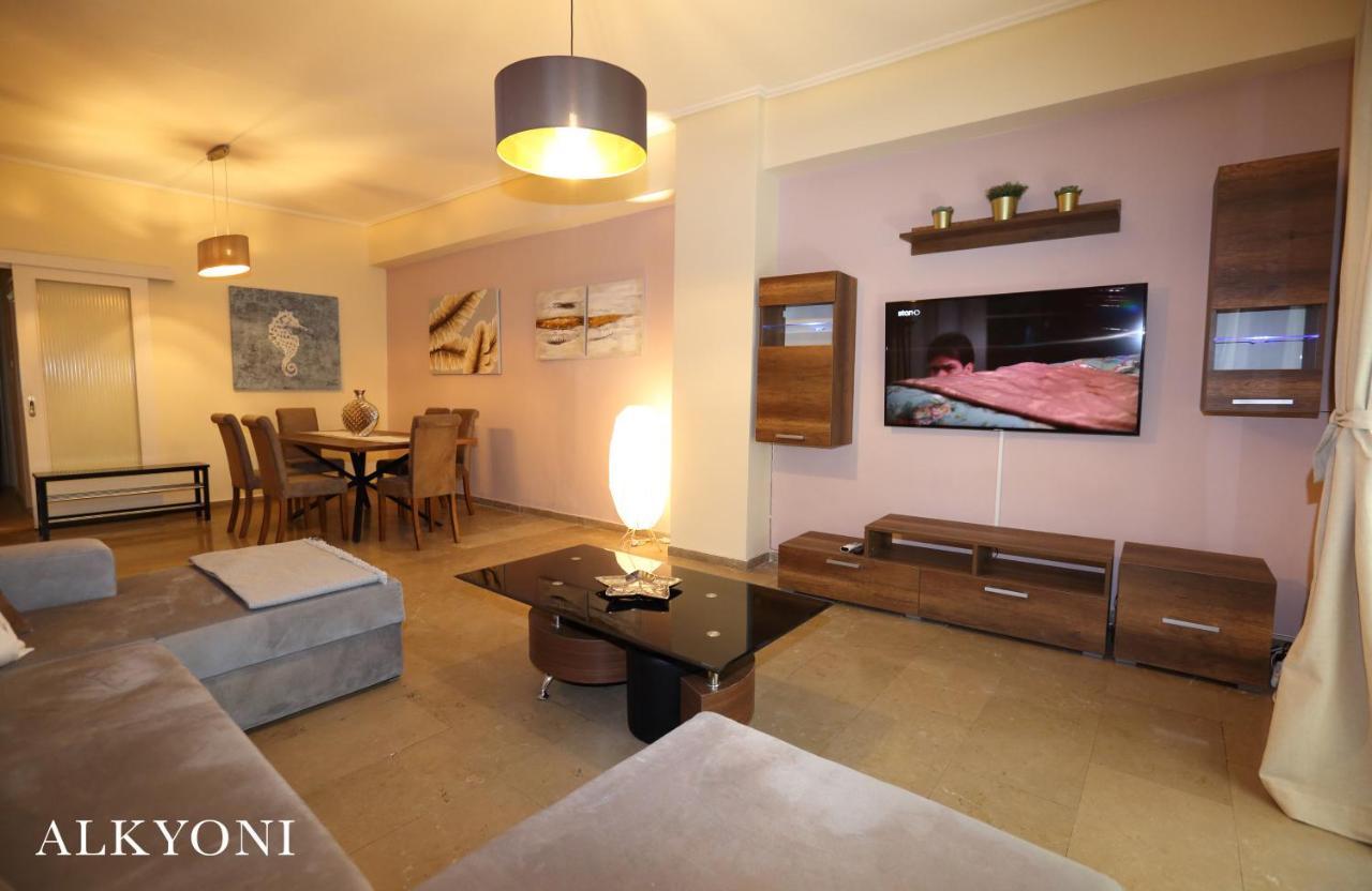 Melma Properties- Alkyoni Apartment By The Sea In ピレウス エクステリア 写真