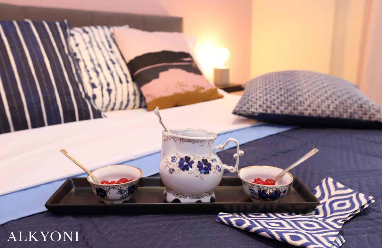 Melma Properties- Alkyoni Apartment By The Sea In ピレウス エクステリア 写真